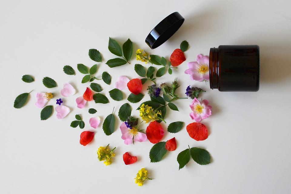 Picture: Cosmetics: Flowers in a Bottle